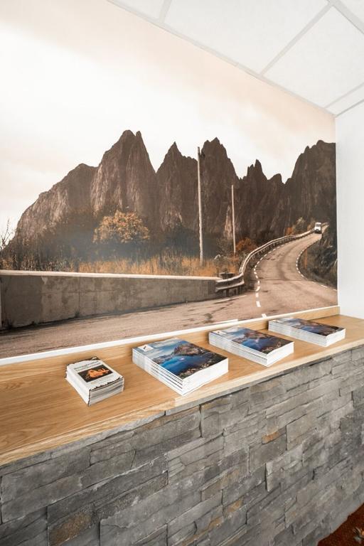 Senja Hotell ฟินส์เนส ภายนอก รูปภาพ